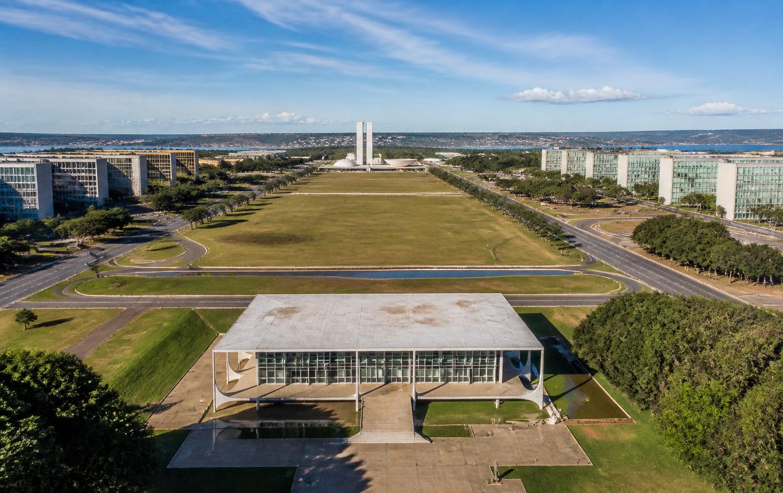 Esplanada dos Ministérios e Cortes Superiores em Brasília